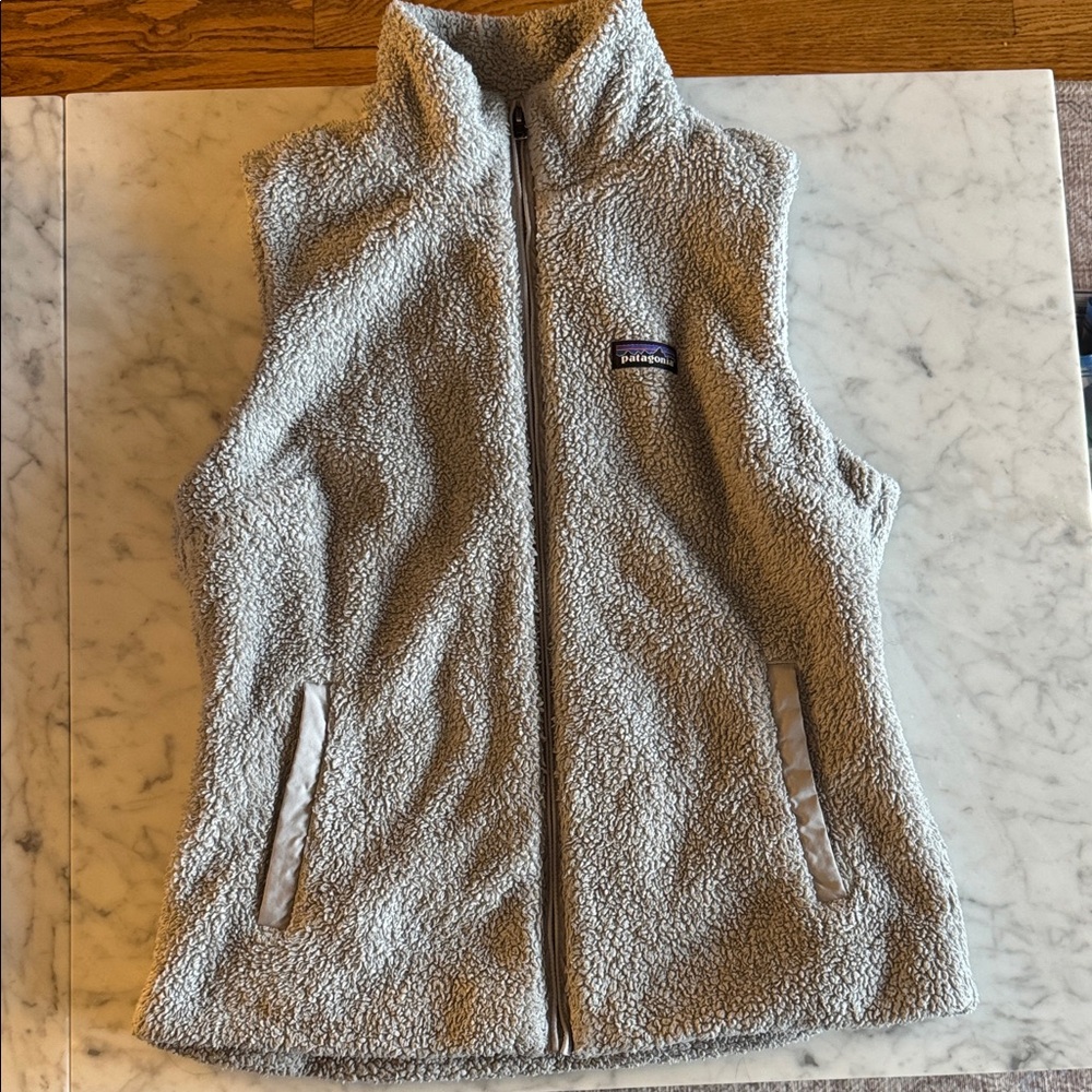Patagonia | Women Light Grey Sherpa Fleece Vest
